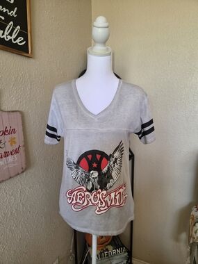 Light Gray V-Neck Eagle Graphic Tee with Red Accents